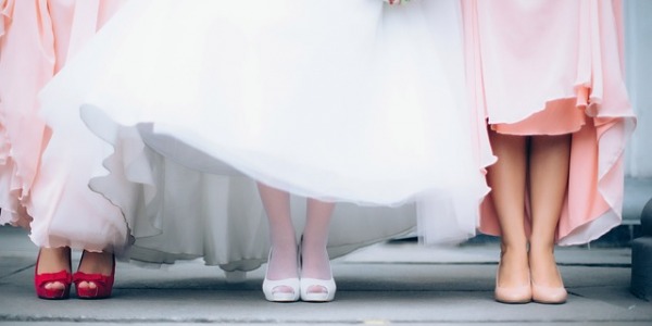 ¿Cómo elegir zapatos elegantes y cómodos para boda?